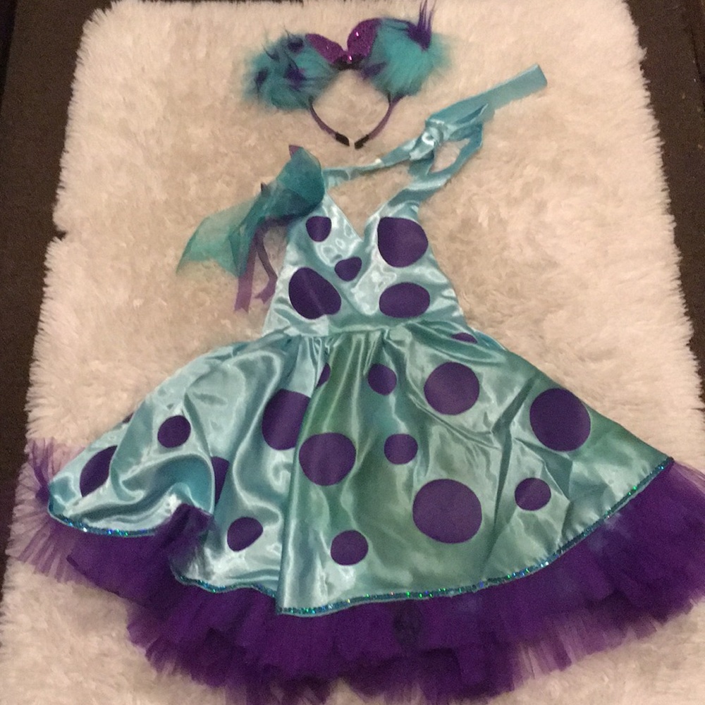 Cute dress